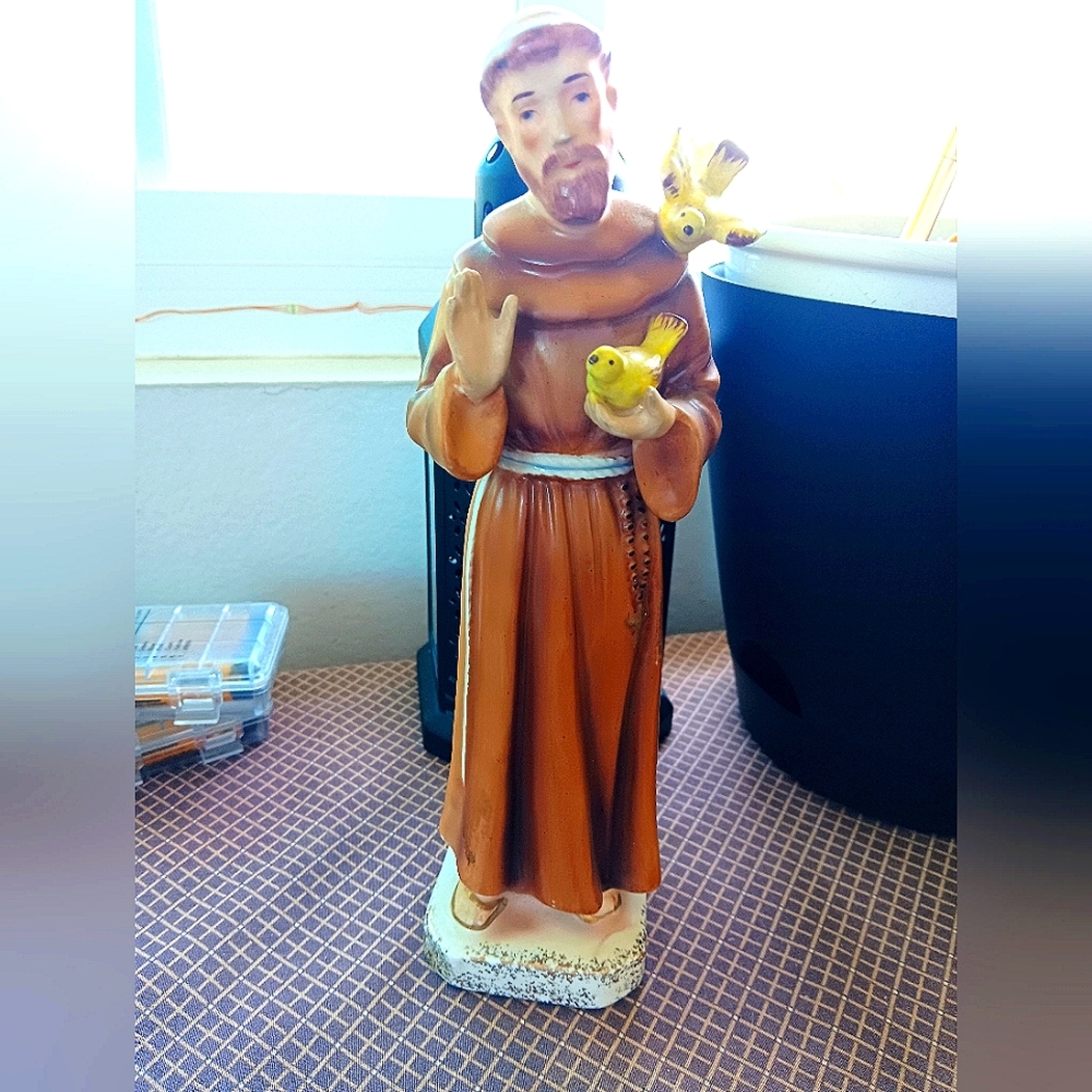 Lefton St. Francis figurine, great condition, vintage